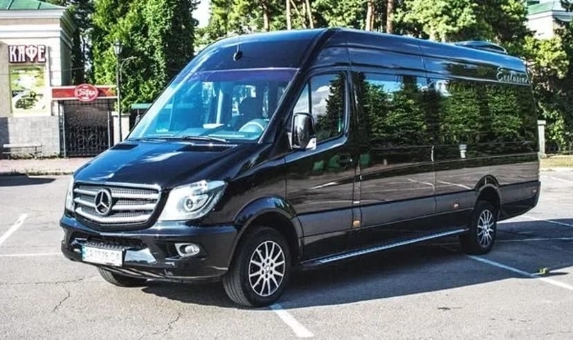 181 Мікроавтобус на весілля трансфер Mercedes Sprinter черный VIP class