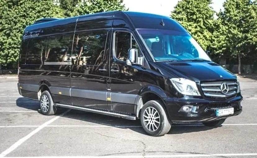 181 Мікроавтобус на весілля трансфер Mercedes Sprinter черный VIP class