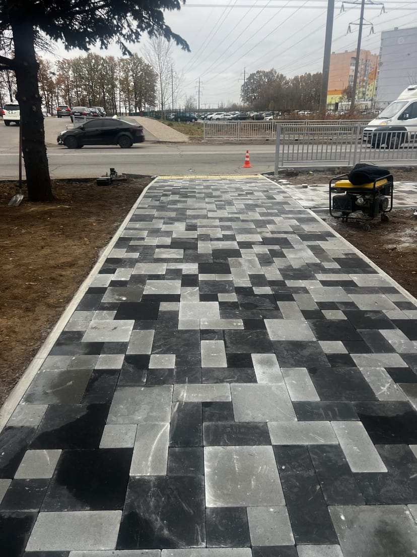 Наше підприємство пропонує послуги асфальтування доріг