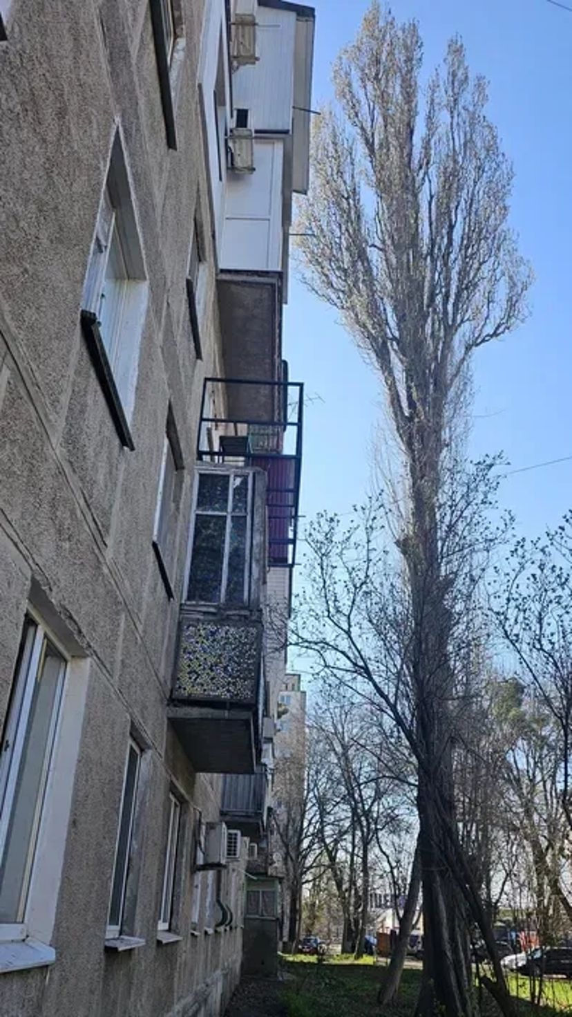 Балкон з розширенням обшивка профлист