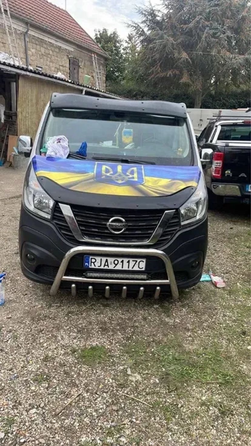 Виготовляємо наклейки Стикери Рекламні на авто брендування Ваш текст на скло дизайн