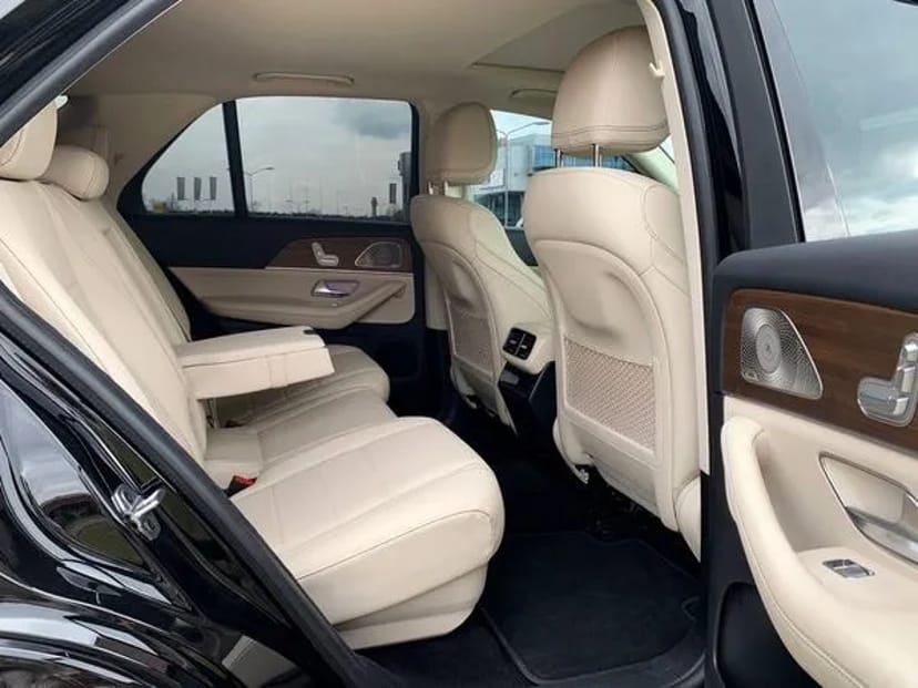 374 Mercedes Benz GLE 350 AMG з водієм без водія