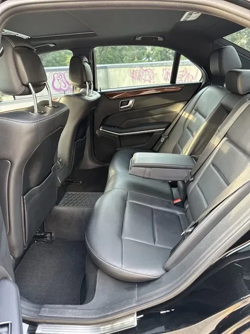 Авто з водієм Mercedes