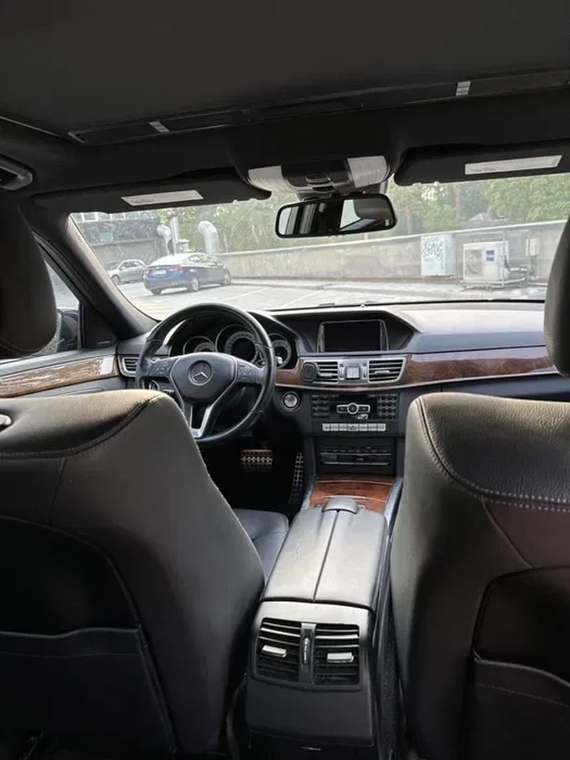 Авто з водієм Mercedes