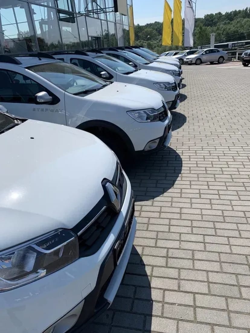 Авто Renault Logan 
