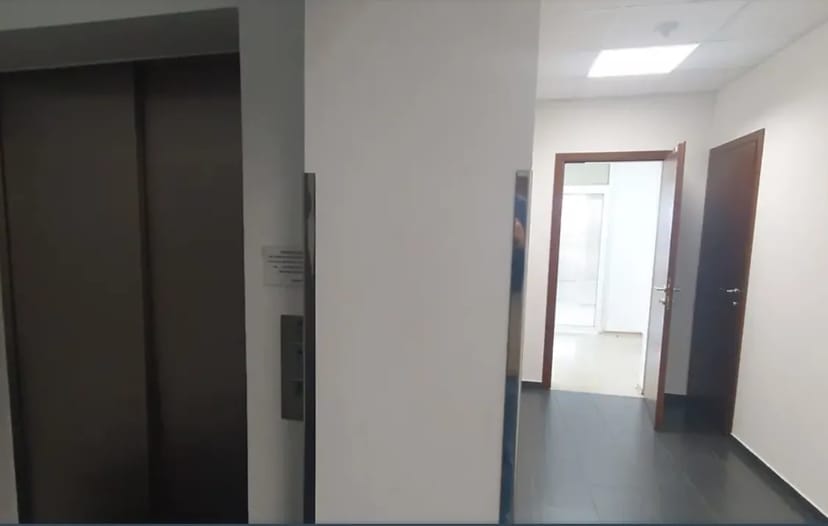 Офісне приміщення на вул. Королеви Єлизавети ІІ 7, приміщень - 5, поверх - 7