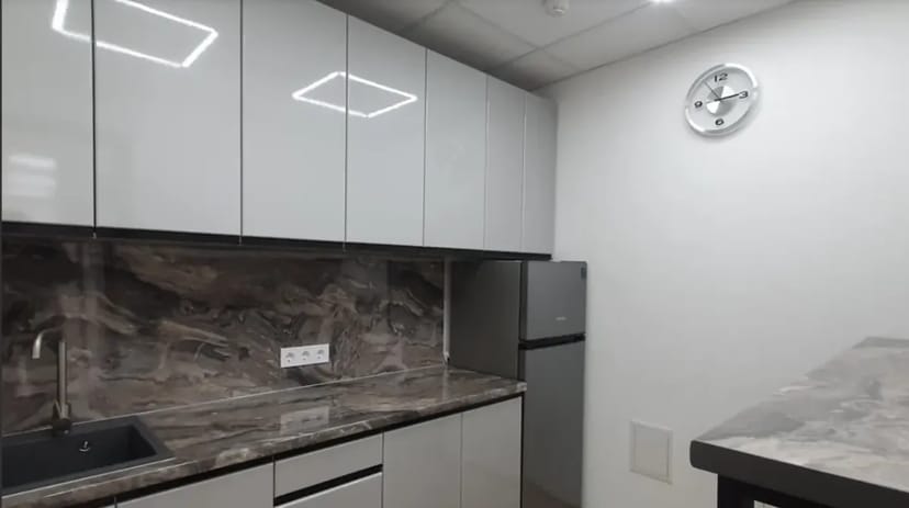 Офісне приміщення на вул. Королеви Єлизавети ІІ 7, приміщень - 5, поверх - 7