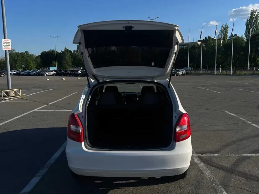 Авто под такси. Skoda Fabia 1,2 газ/бензин. Дуже економна!