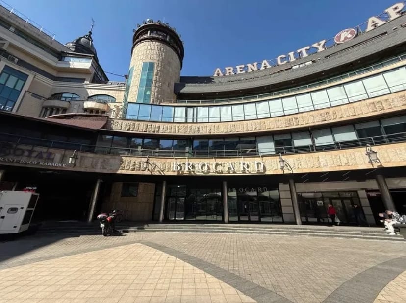 Фасадне приміщення 436 м2 в БЦ Арена Сіті