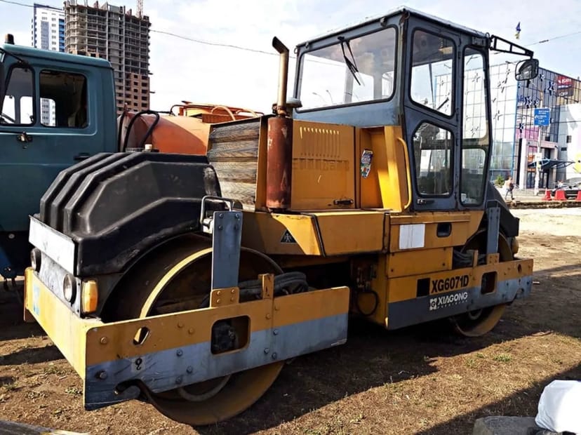 Каток двовальцовий HBXG 6071D.