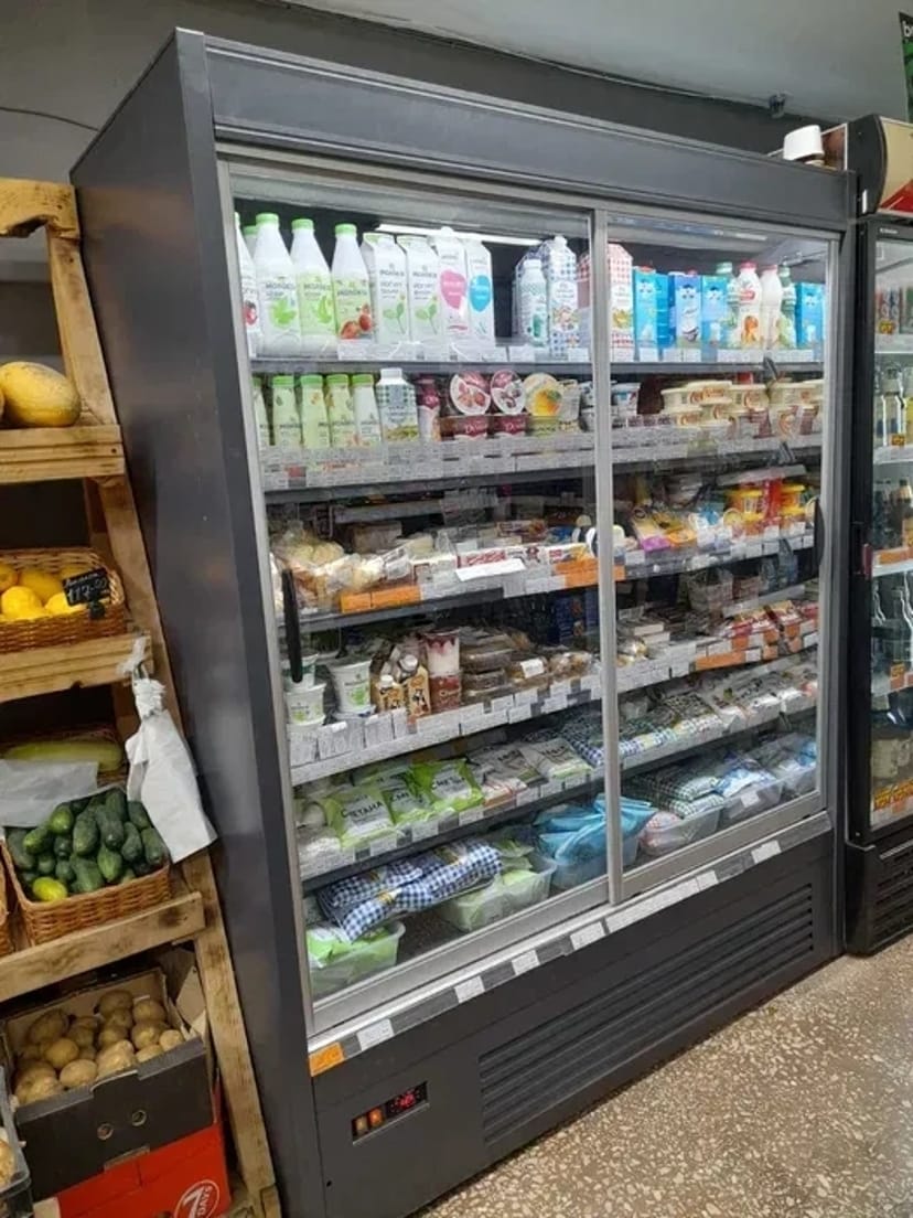 Двері купе до холодильних гірок, регалів. Виготовлення дверей