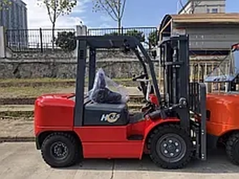 Ремонт вилкових навантажувачів