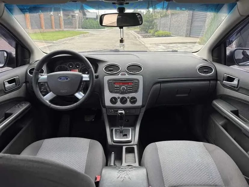 Авто 500 грн доба Ford Focus автомат газ бенз