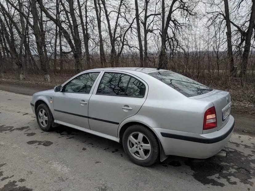 Трансфер/ таксі по місту, авто з водієм, під різні потреби.