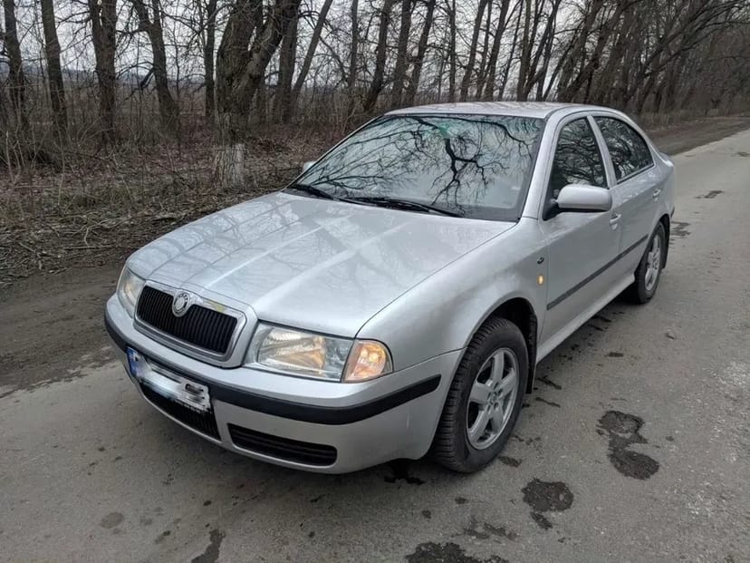 Трансфер/ таксі по місту, авто з водієм, під різні потреби.