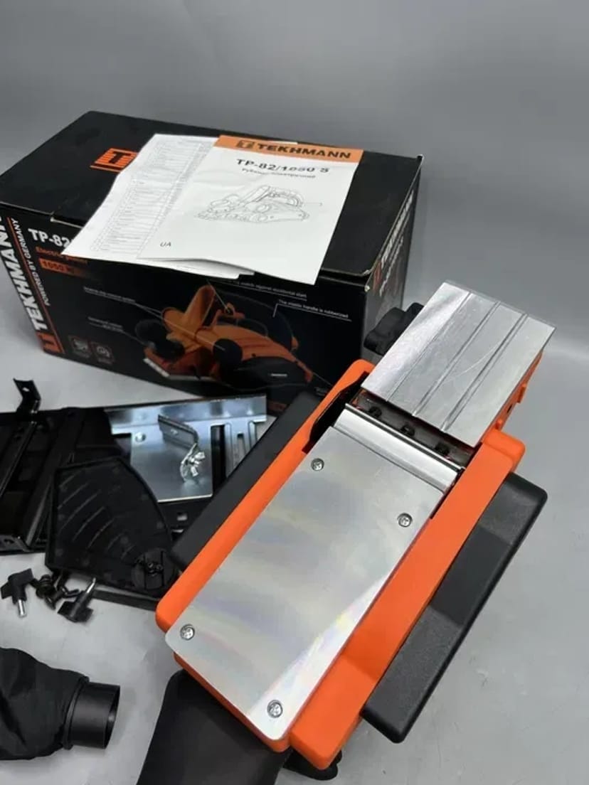 Рубанок електрорубанок Tekhmann TP-82/1050S Кріплення до столу
