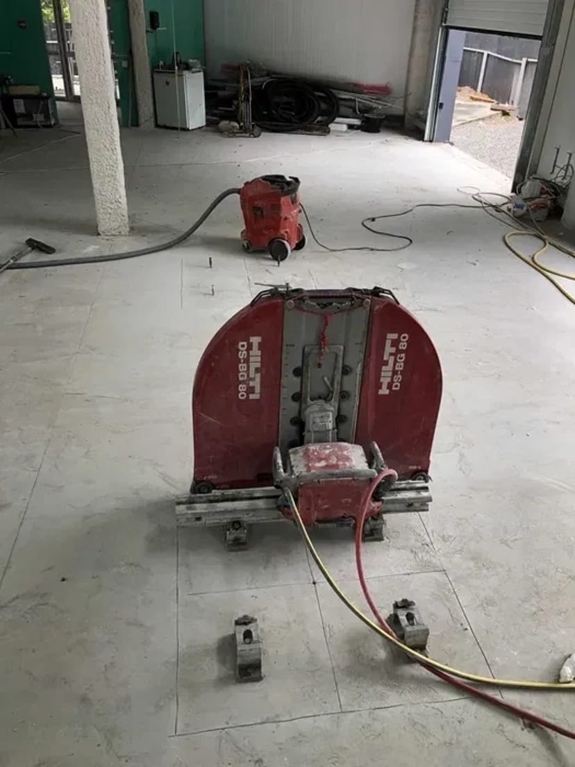 Алмазне Свердління буріння отворів, різка бетону. Демонтаж