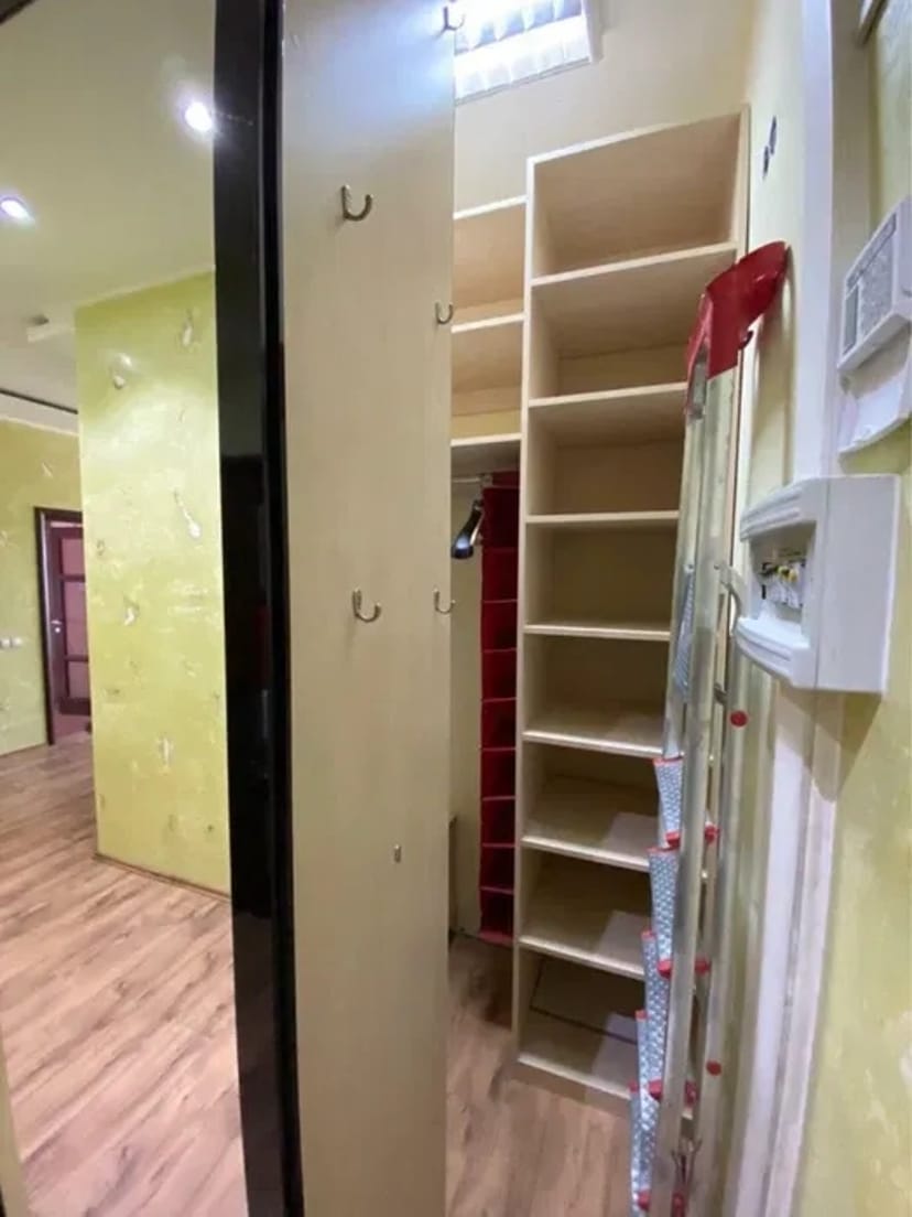 Затишна 2-кімнатна квартира з власним генератором для безперебійного комфорту