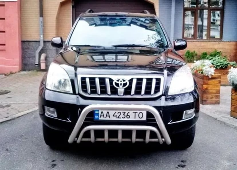230 Позашляховик на весілля Toyota Prado з водієм