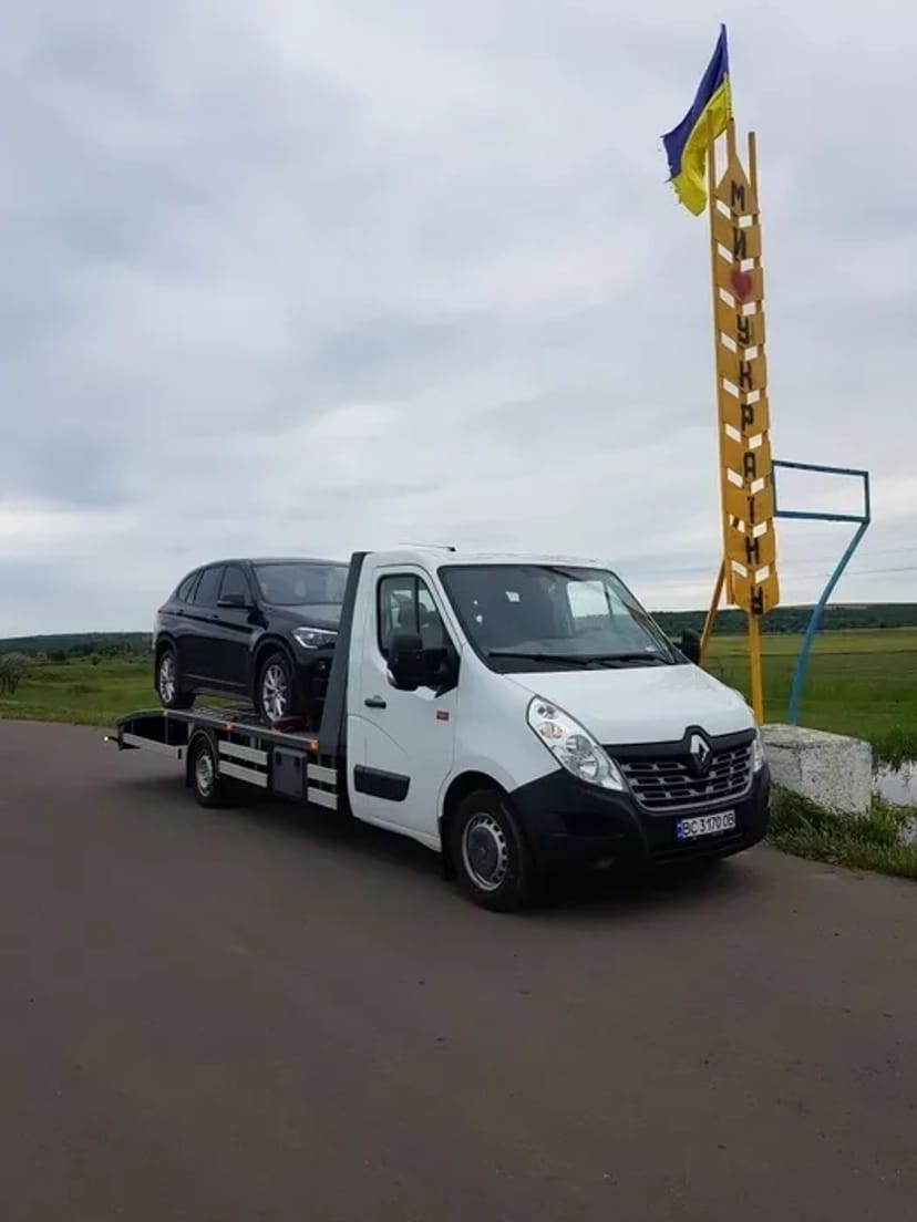 Послуги евакуатора. Швидко та якісно. Перевезення будматеріалів та габаритного вантажу