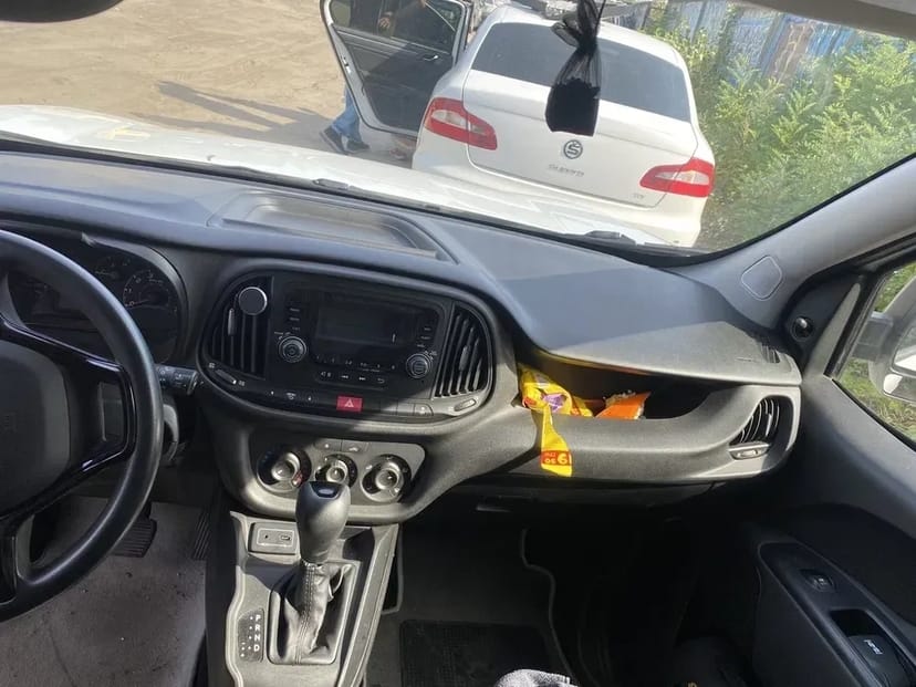 Мікроавтобус, бус