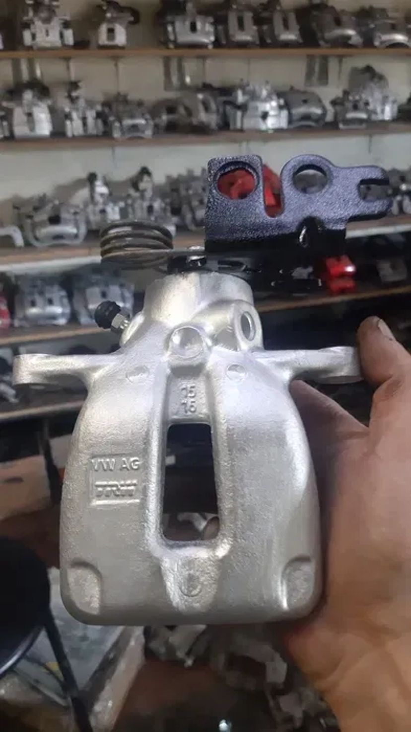 Ремонт супортів реставрація фарбування з логотипом проточка дисків