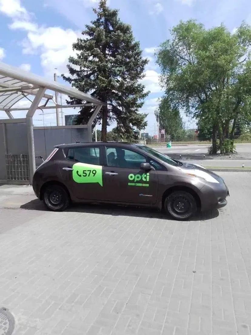 Nissan Leaf Ніссан Ліф електромобілі