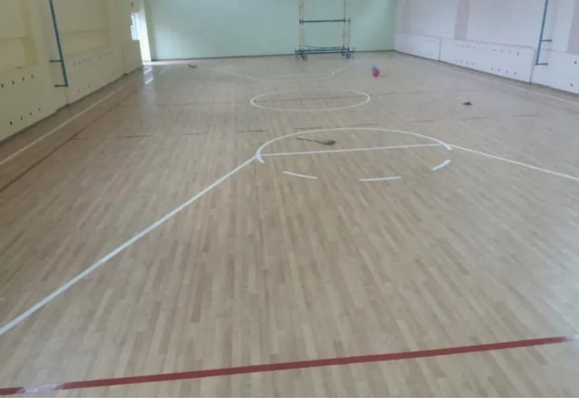 Укладка линолеума, ковролина, пайка швов