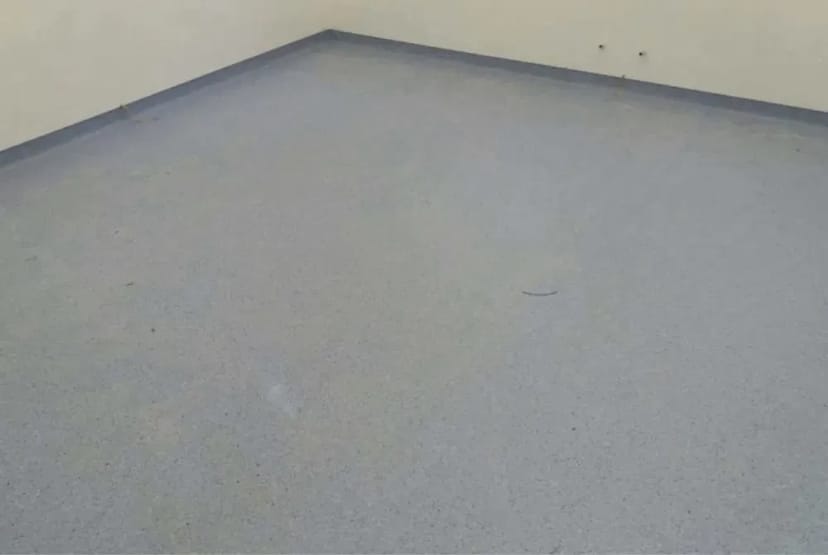 Укладка линолеума, ковролина, пайка швов