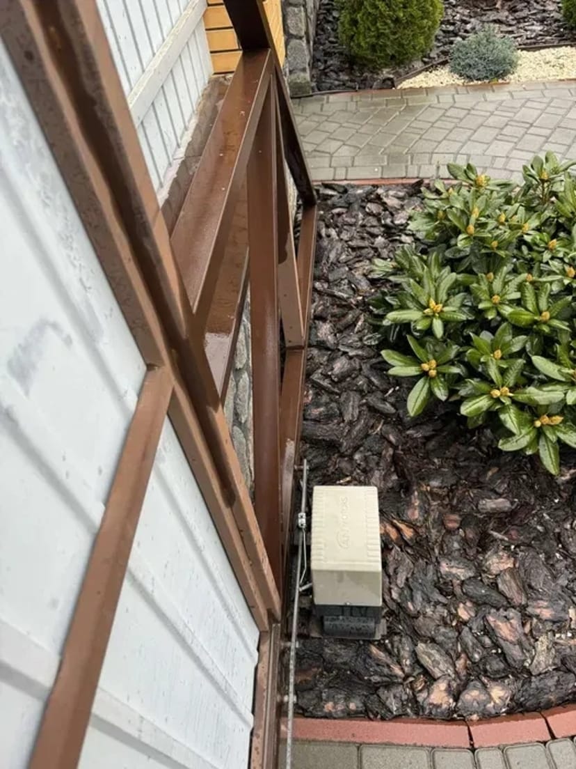 Ремонт відкатних воріт( деформованих ), виготовлення та монтаж.