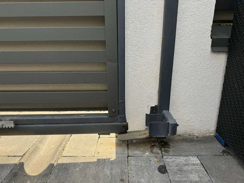 Ремонт відкатних воріт( деформованих ), виготовлення та монтаж.