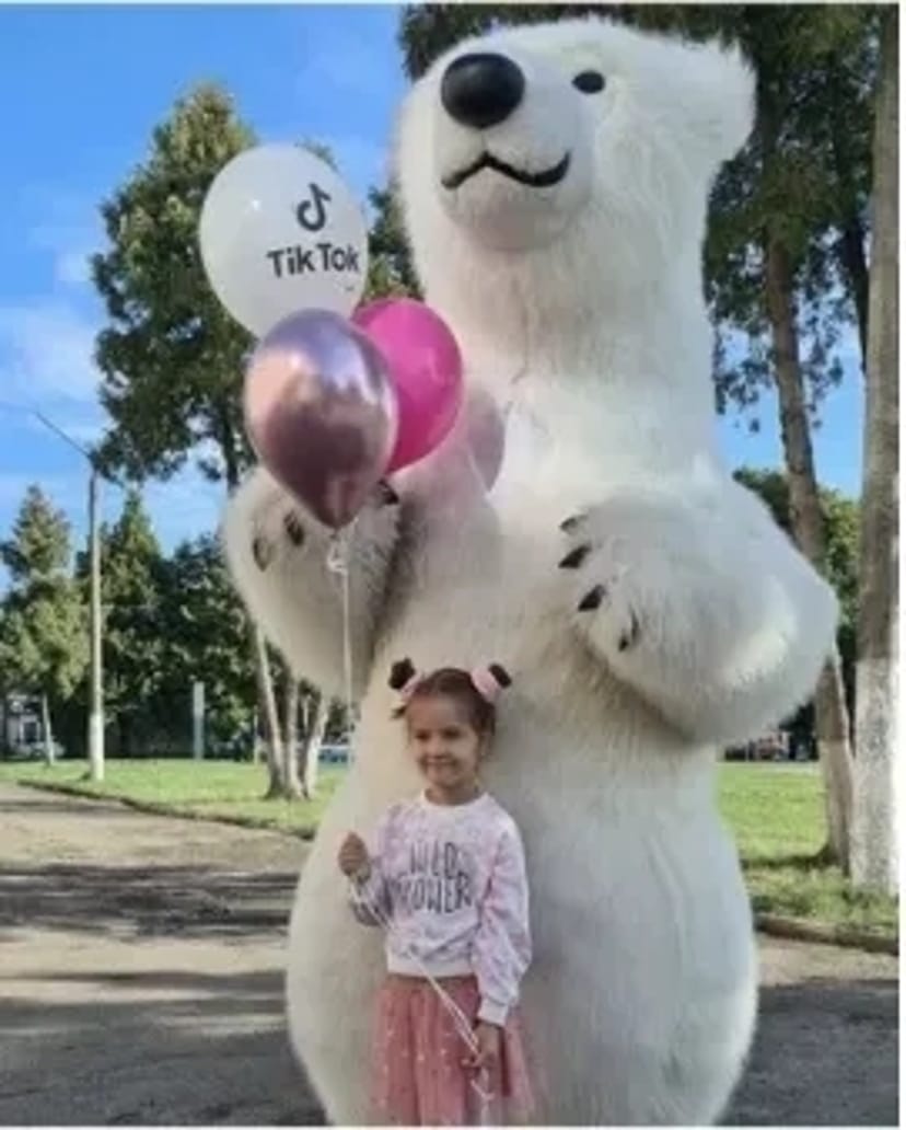 Пес Патрон, Білий мішка, білий ведмідь, аніматор пневмо мішка, ростова