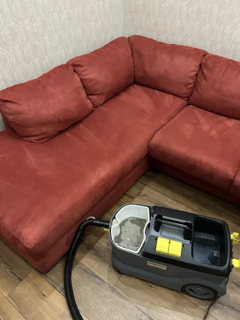 Миючий пилосос Karcher для хімчистки меблів