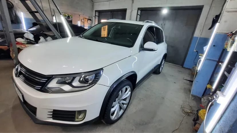 Преміальна Поліровка та Глибока Хімчистка салону авто