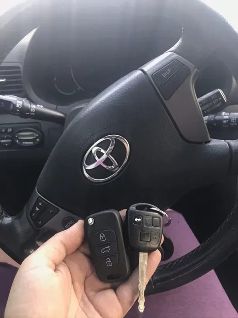 Авто ключі прив'язка, програмування, нарізка, повна втрата, дублікат