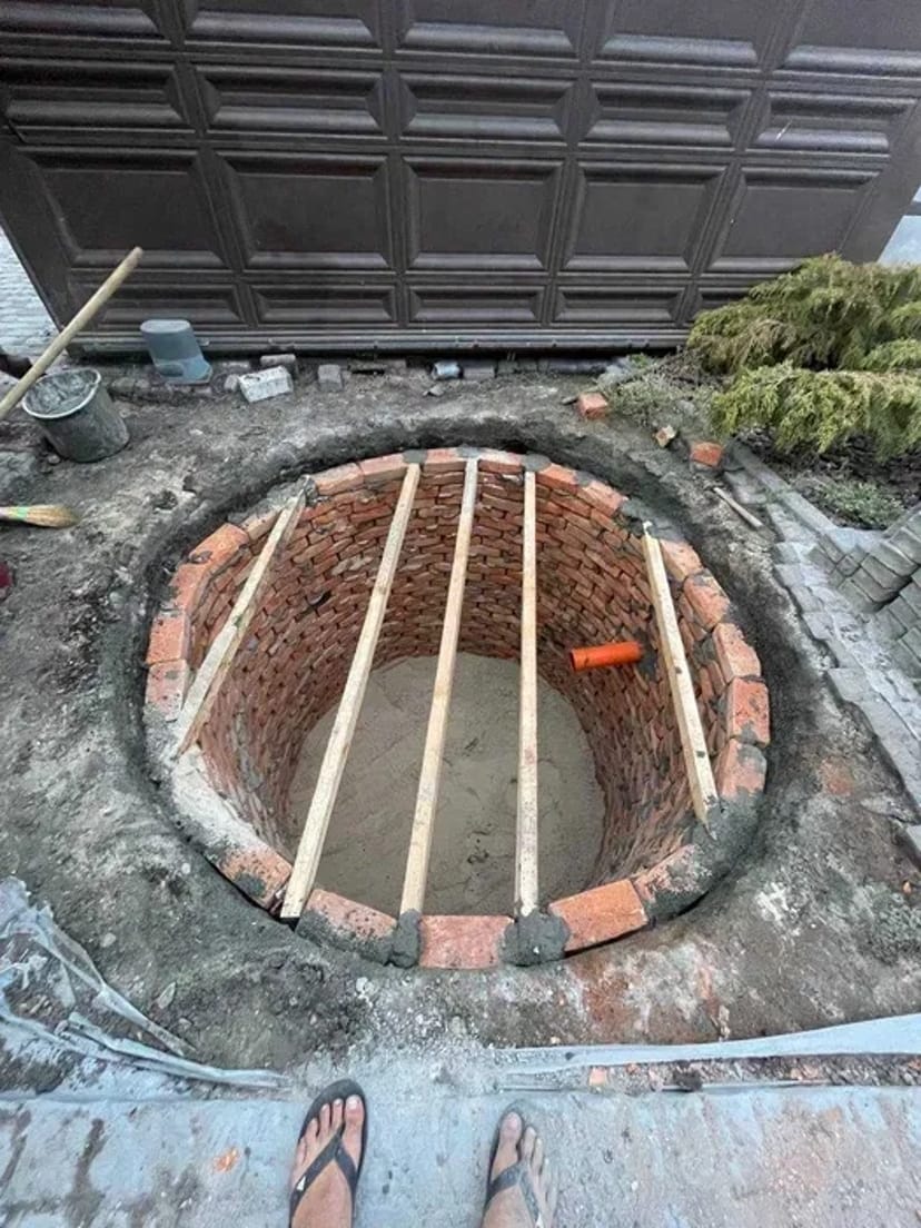 Сливная(септик) яма под ключ. Земляные работы, копка траншей!