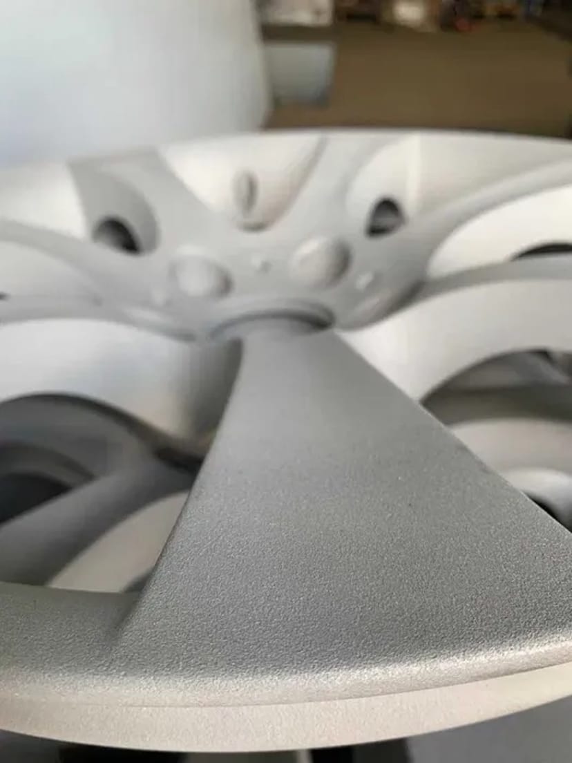 Пісочимо все. Піскоструй. Від дрібних деталей до труб та листів.