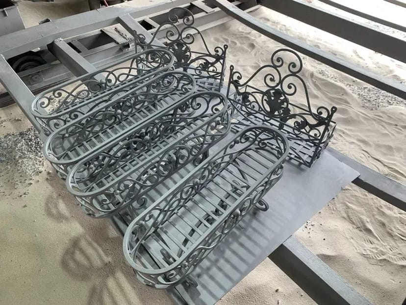 Пісочимо все. Піскоструй. Від дрібних деталей до труб та листів.