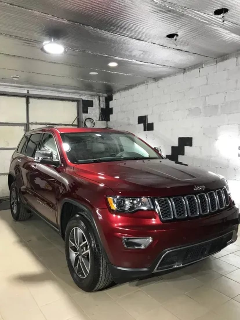 Полірування кузова авто та окремих кузовних деталей.