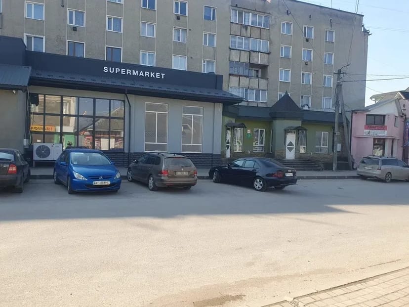 Приміщення в м. Городенка: Офіс, Магазин, Склад. Площі 40м, 70м, 80м. Доступні Ціни!