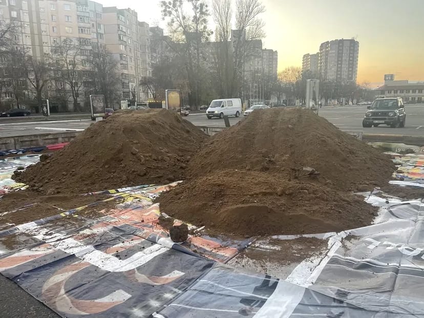 Родючий грунт , підсипка супісь суглинок пісок чорнозем