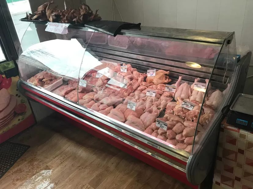 Холодильна вітрина, гнуте панорамне скло