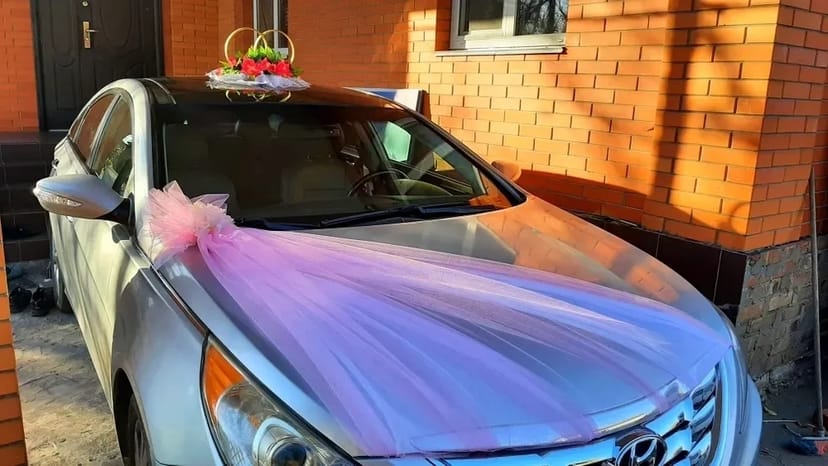 Прикраси для авто на весілля