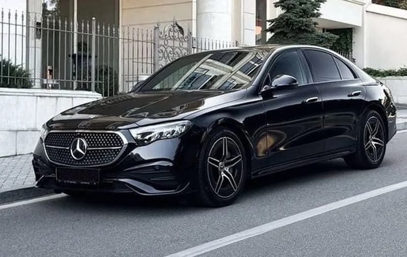 222Mercedes Benz E-class W214 з водієм або без водія