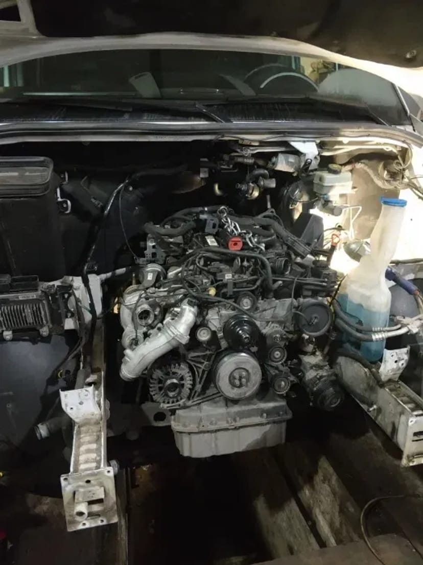 Ремонт-заміна моторів ом651 на Спрінтер 906 установка om602 om612