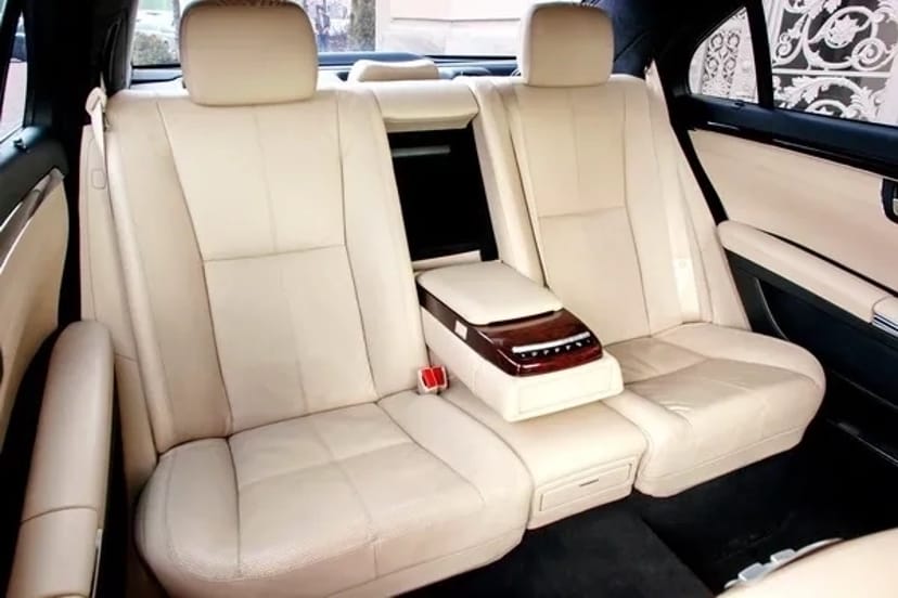 092 Авто на весілля Mercedes W221 S500L black замовити