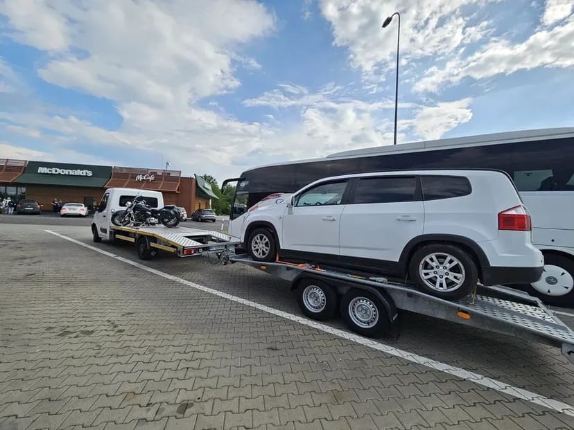 Евакуатор Польща