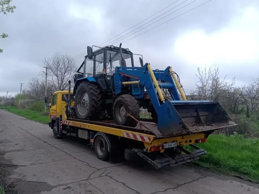 Послуги маніпулятора та евакуатора 6.5т: Місто та Міжгород, 24/7