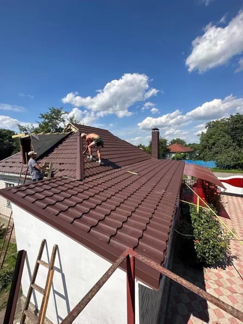 Покрівельні роботи. Покрівля. Ремонт покрівлі. Ремонт даху.