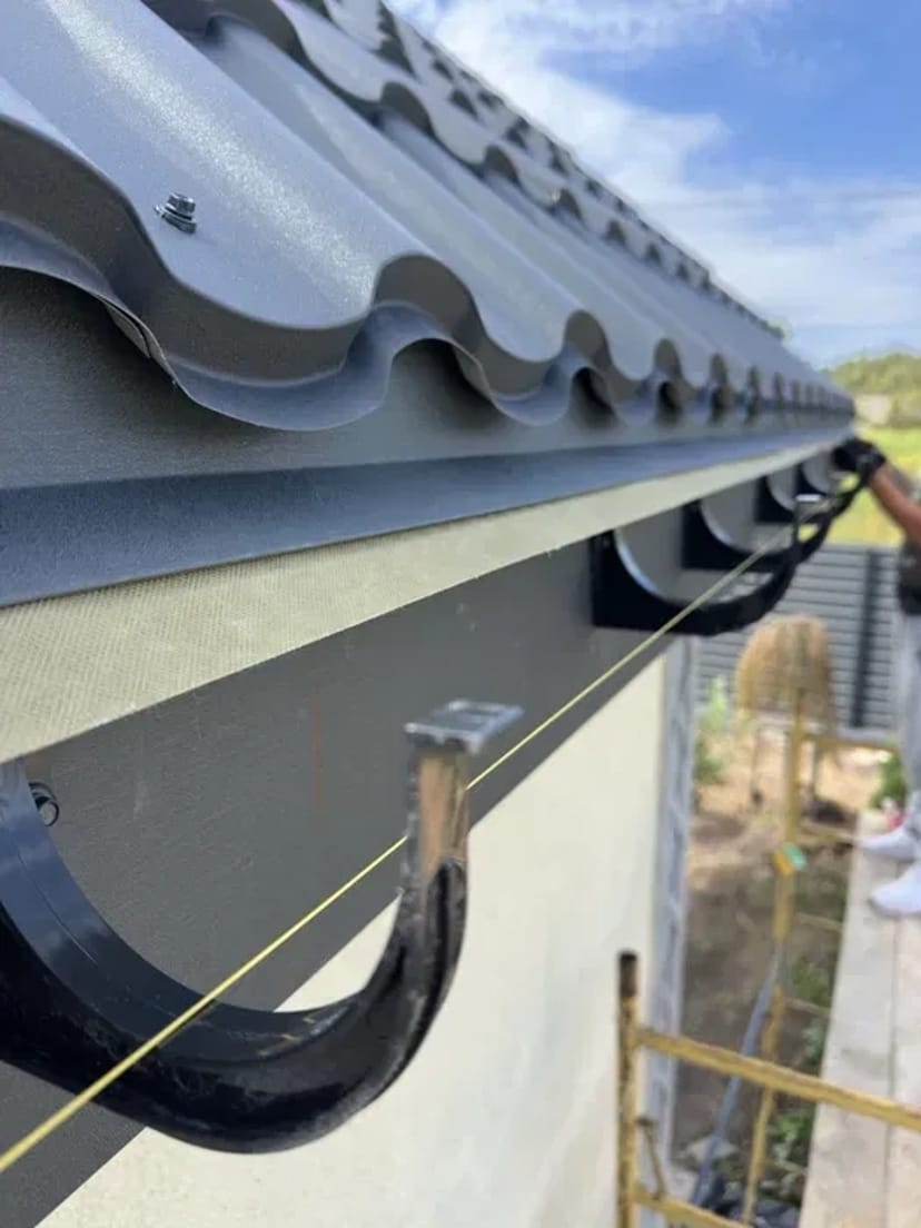 Покрівельні роботи. Покрівля. Ремонт покрівлі. Ремонт даху.